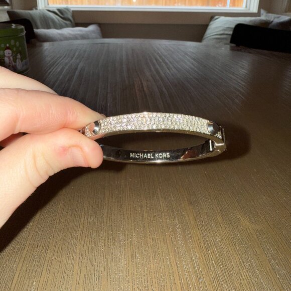 Michael Kors Ladies Bangle Bracelet Pave Crystal Silver Stainless Steel - Picture 2 of 5